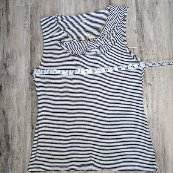 Banana Republic Striped Tank with Bow black and white size medium - Picture 6 of 7